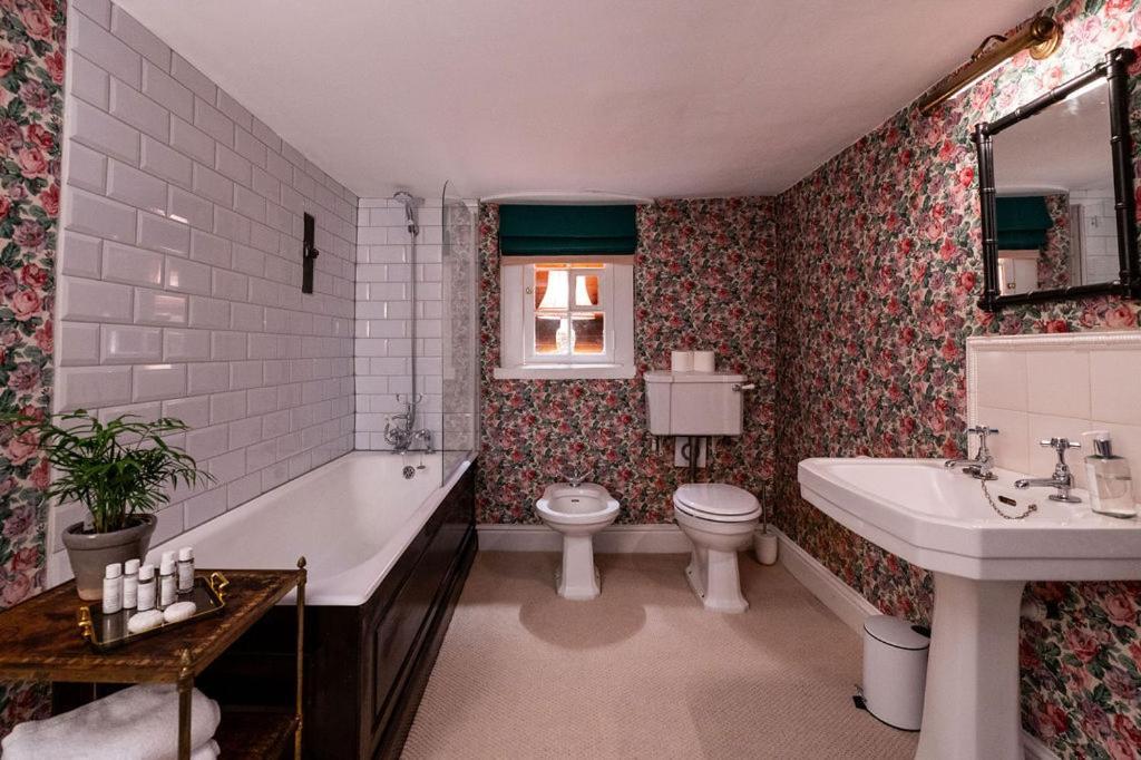 Martin Arms Bed and Breakfast Colston Bassett Exteriör bild